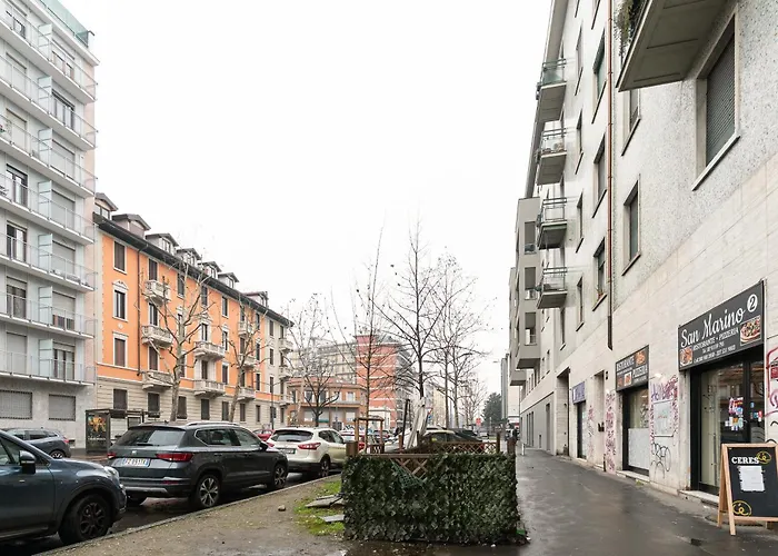 Guesthost - Spacious Navigli شقة ميلان