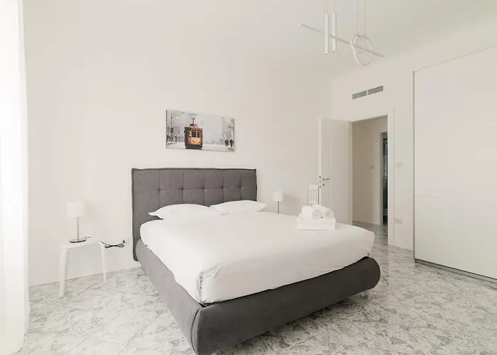 Apartament Guesthost - Spacious Navigli Mediolan